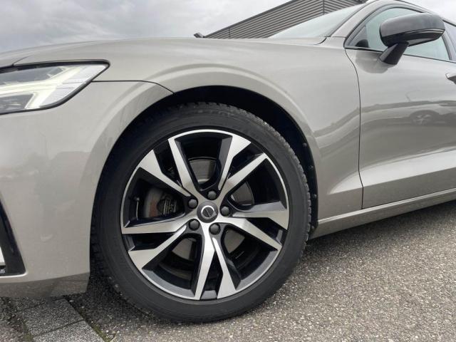 Volvo V60 image 8