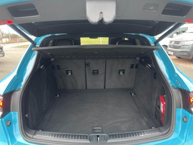Porsche Macan image 6