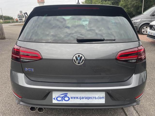 Volkswagen Golf image 9