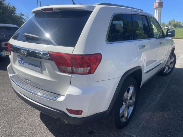 Jeep Cherokee image 3