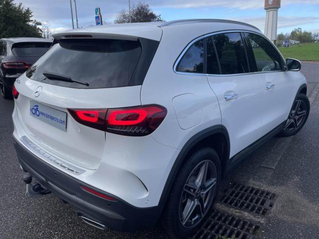 Mercedes Benz Gla image 1