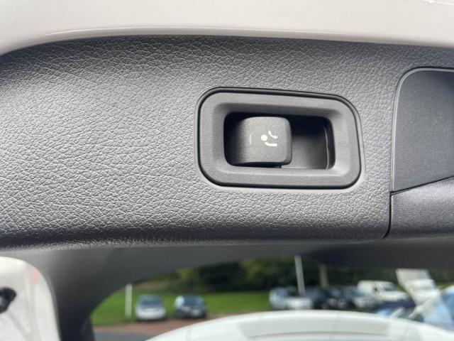 Mercedes Benz Gla image 4
