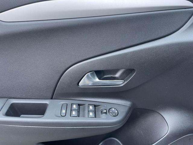 Opel Corsa image 9