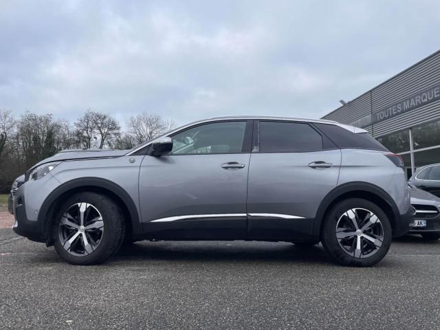 Peugeot 3008 image 2