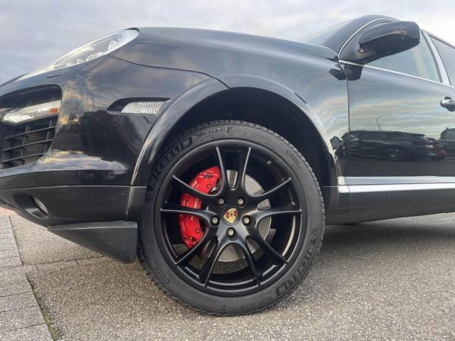 Porsche Cayenne image 3