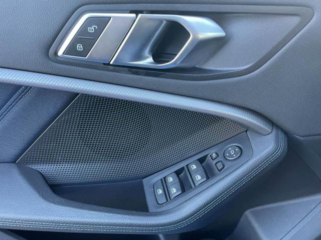 Bmw Série 1 image 8