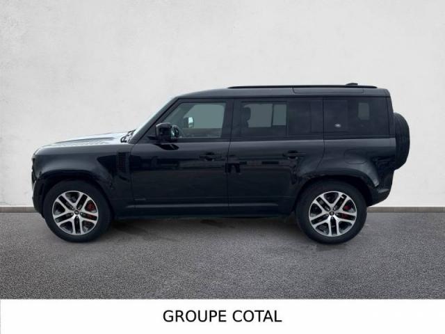 Land Rover Defender image 3