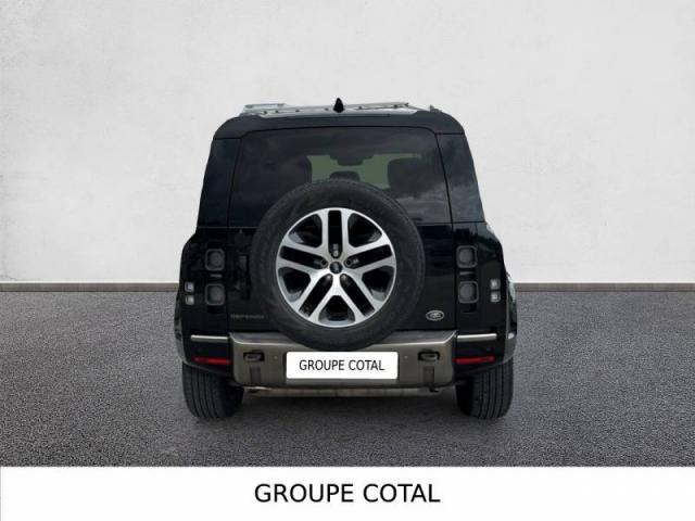 Land Rover Defender image 2