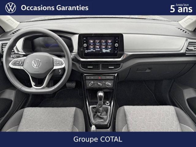 Volkswagen T-Cross image 2