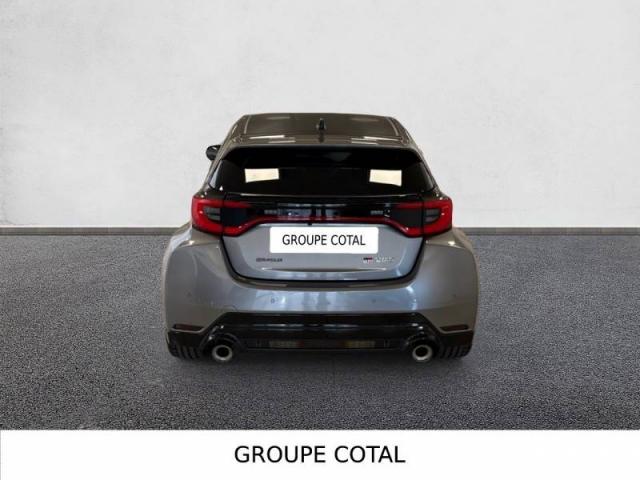 Toyota Yaris image 6