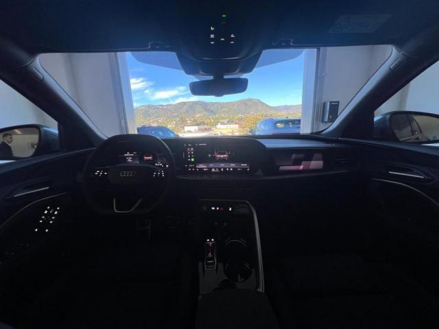 Audi Q5 image 1