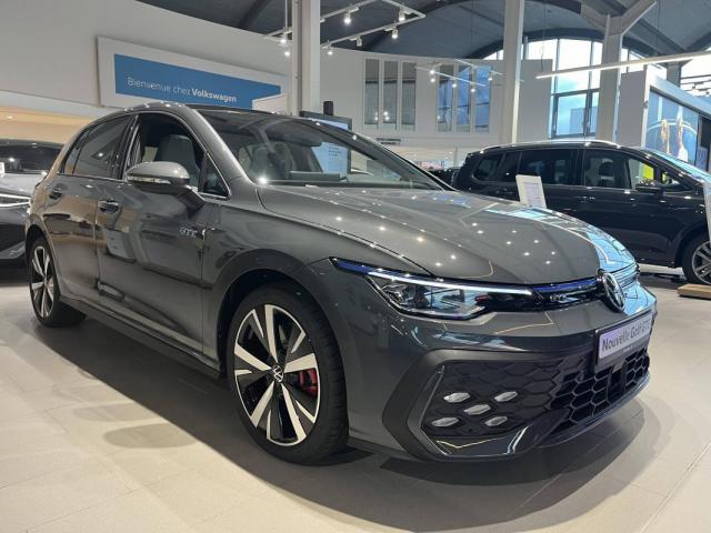 Volkswagen Golf image 1