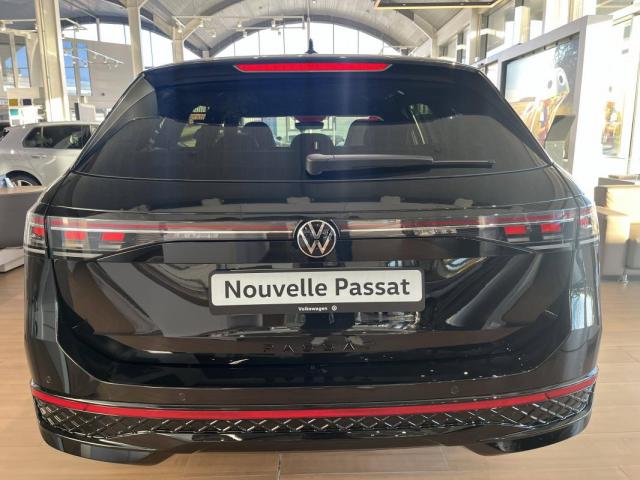 Volkswagen Passat image 6