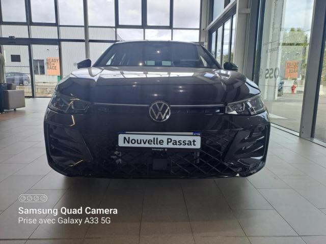 Volkswagen Passat image 8