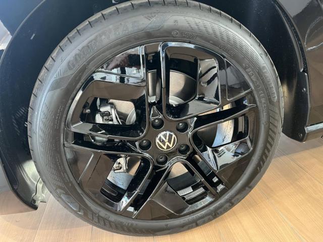 Volkswagen Passat image 3