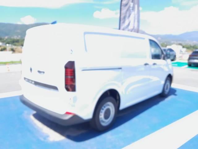 Volkswagen Transporter image 4