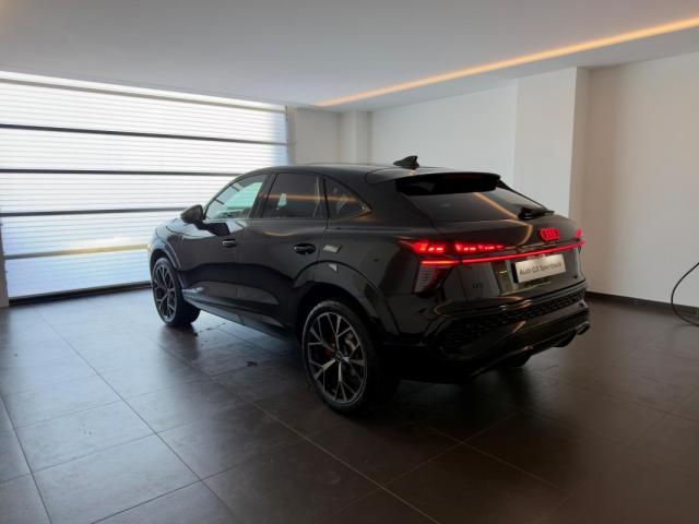 Audi Q3 Sportback image 1