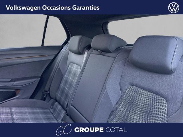 Volkswagen Golf image 8