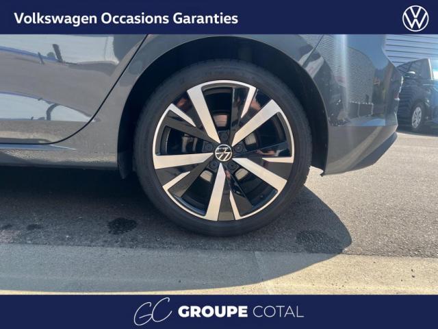 Volkswagen Golf image 8