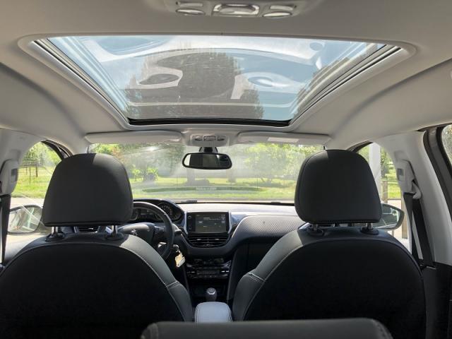 Peugeot 2008 image 7