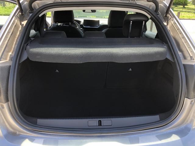 Peugeot 208 image 4