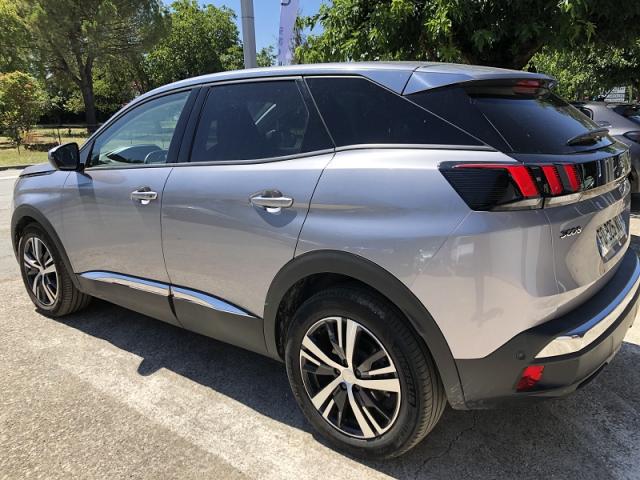 Peugeot 3008 image 3