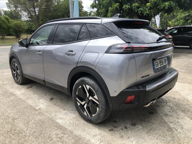 Peugeot 2008 image 3
