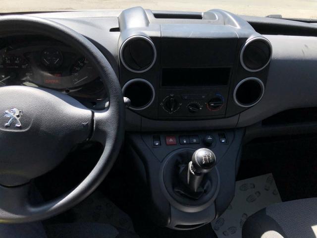 Peugeot Partner image 2