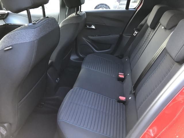 Peugeot E-208 image 3