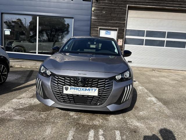 Peugeot 208 image 8