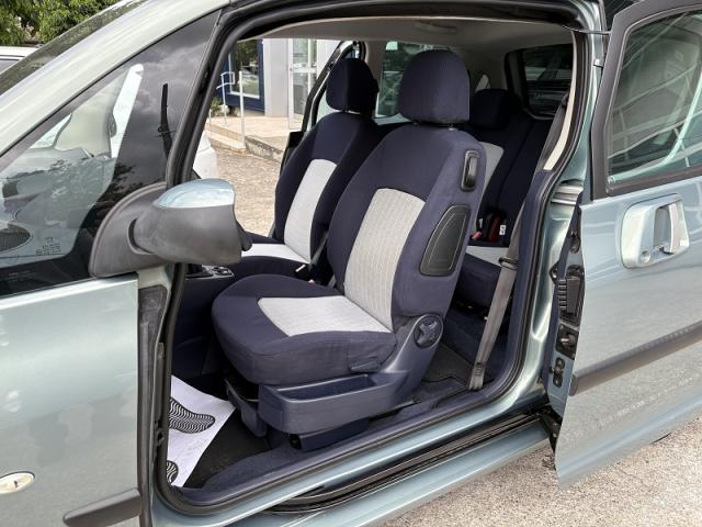 Peugeot 1007 image 5