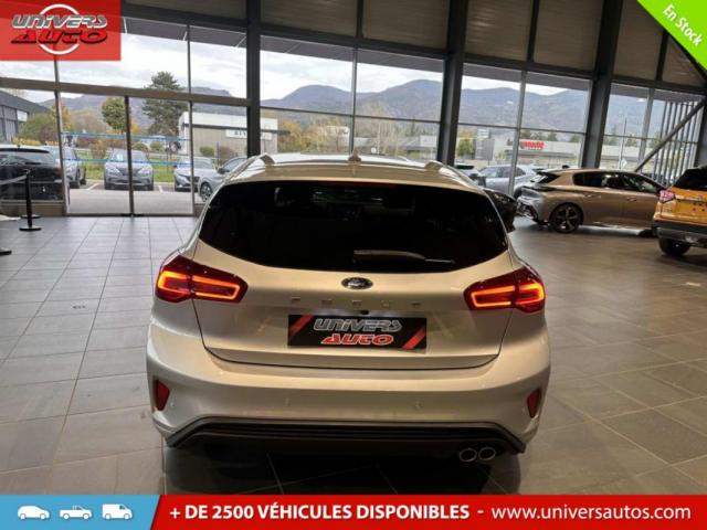 Ford Focus image 9