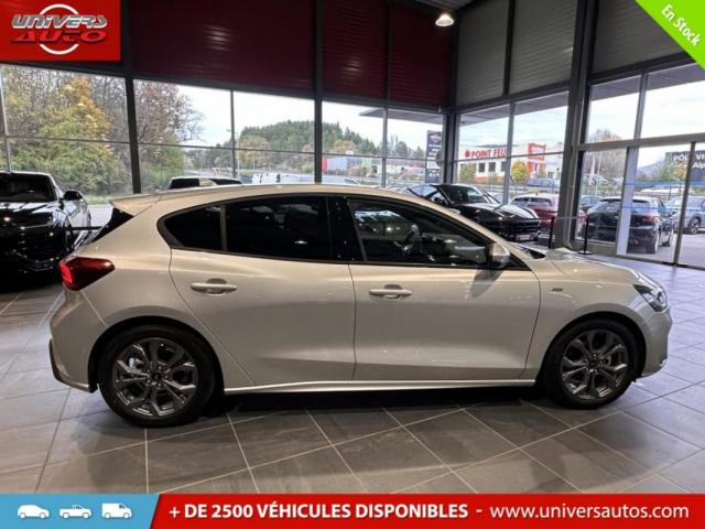Ford Focus image 8