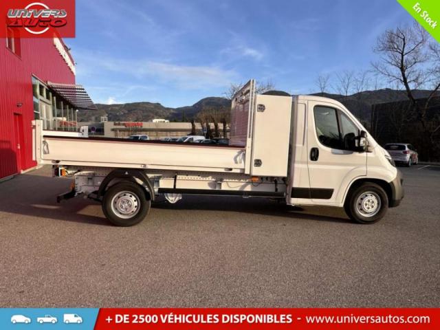 Peugeot Boxer image 1