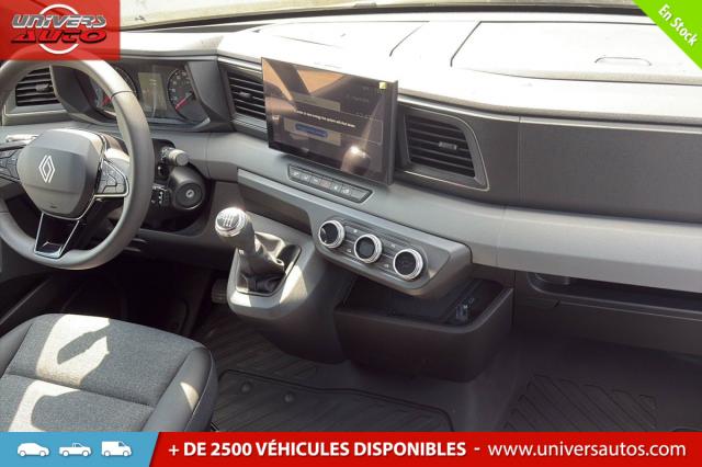 Renault Master image 8
