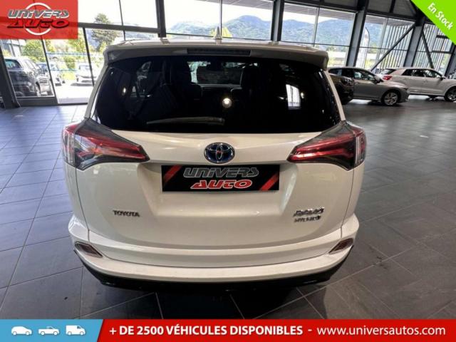 Toyota Rav4 image 8