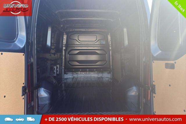Renault Master image 6