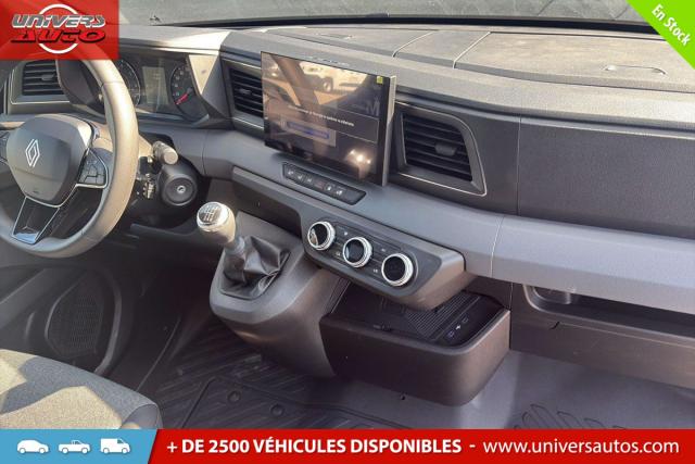 Renault Master image 8