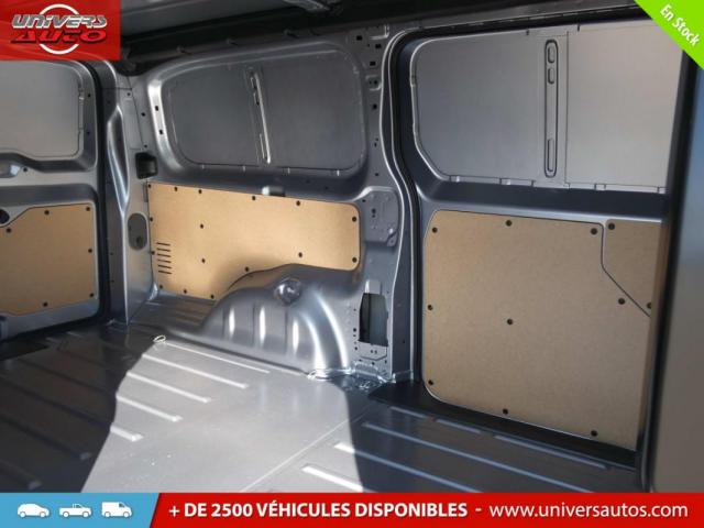 Citroen Jumpy image 2