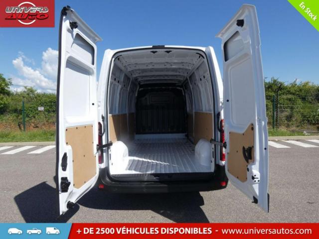 Renault Master image 7