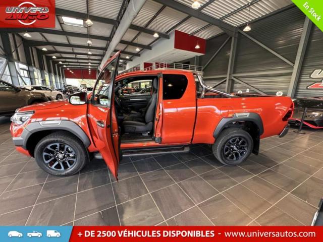 Toyota Hilux image 8