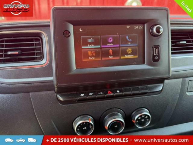 Renault Master image 2