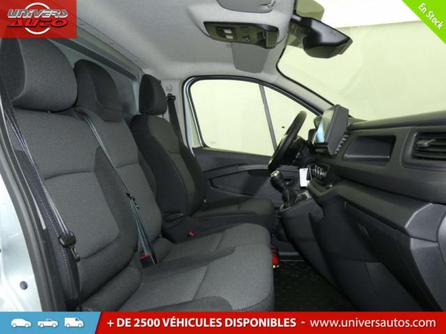 Renault Trafic image 1