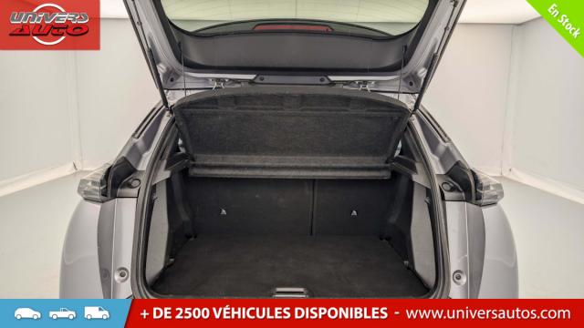 Peugeot 2008 image 8