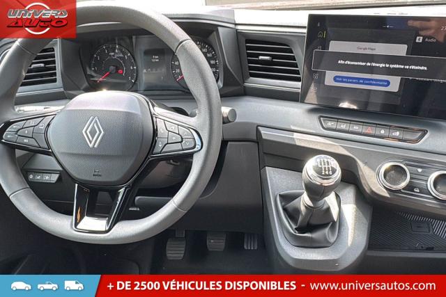 Renault Master image 2