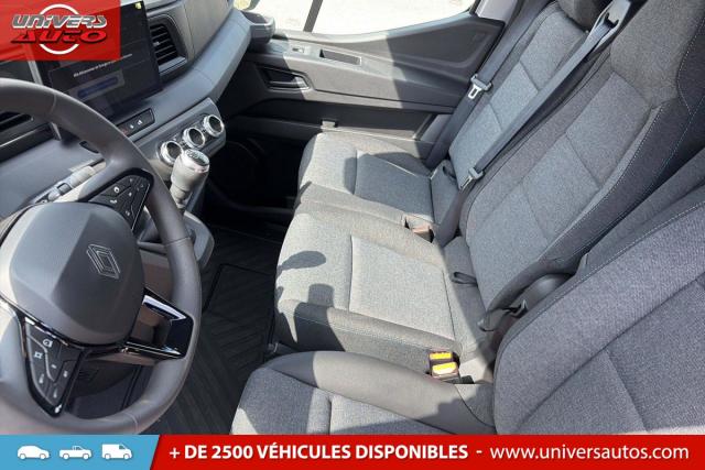 Renault Master image 9