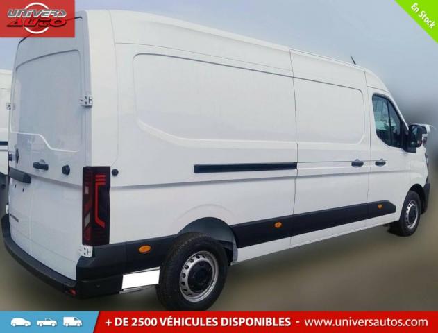 Renault Master image 2