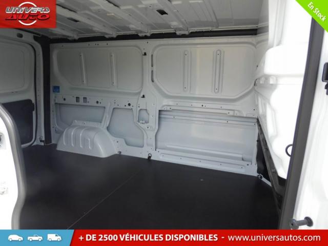 Renault Trafic image 1