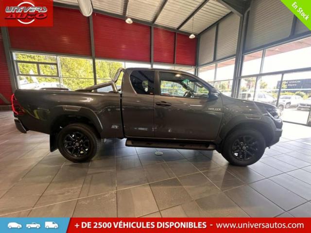 Toyota Hilux image 4