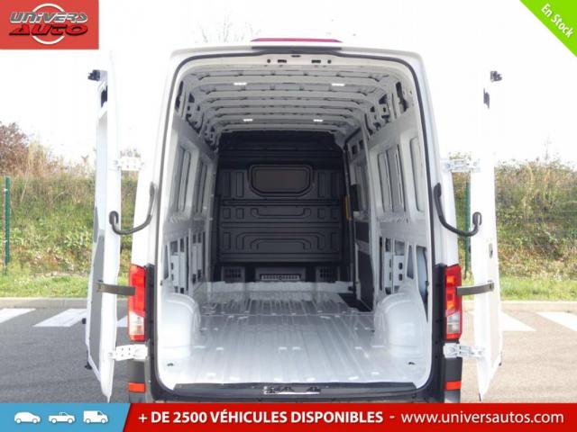 Volkswagen Crafter image 6